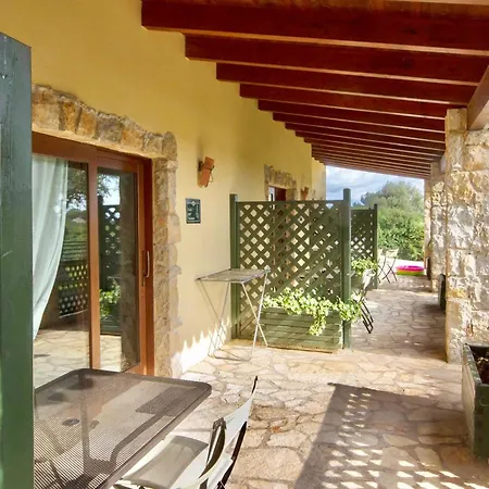 Isa - Village Surrounded By Greenery With Swimming Pool Just A Few Minutes From Alghero 3*