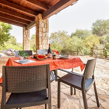 Isa - Village Surrounded By Greenery With Swimming Pool Just A Few Minutes From Alghero Apartmanhotel Santa Maria la Palma