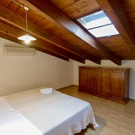 Isa - Village Surrounded By Greenery With Swimming Pool Just A Few Minutes From Alghero Apartmanhotel Santa Maria la Palma
