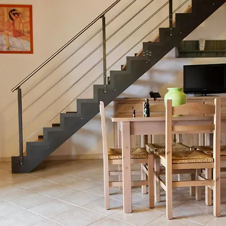 Apartmanhotel Isa - Village Surrounded By Greenery With Swimming Pool Just A Few Minutes From Alghero 3*
