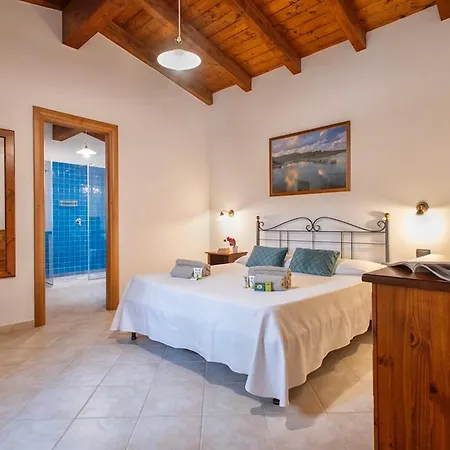 Apartmanhotel Isa - Village Surrounded By Greenery With Swimming Pool Just A Few Minutes From Alghero