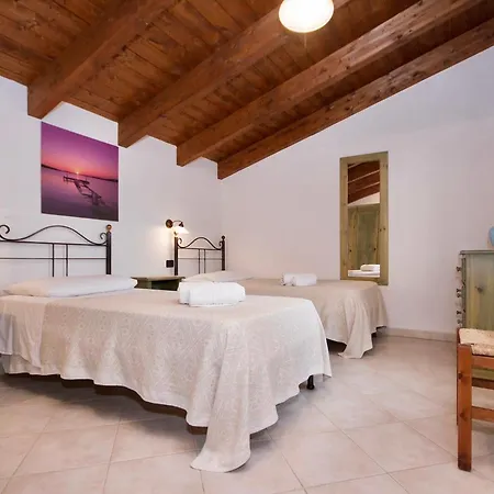 Isa - Village Surrounded By Greenery With Swimming Pool Just A Few Minutes From Alghero 3* Santa Maria la Palma