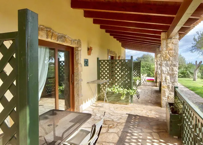 Isa - Village Surrounded By Greenery With Swimming Pool Just A Few Minutes From Alghero 3*