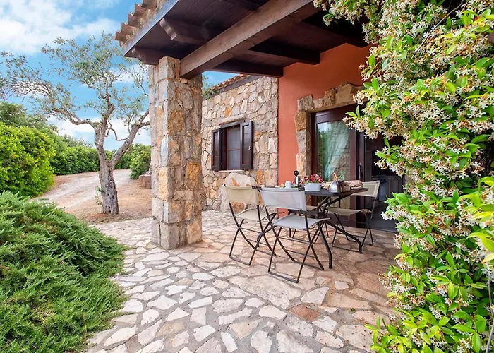 Isa - Village Surrounded By Greenery With Swimming Pool Just A Few Minutes From Alghero 3* Santa Maria la Palma