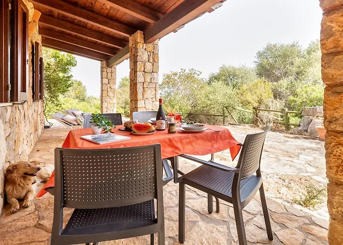 Isa - Village Surrounded By Greenery With Swimming Pool Just A Few Minutes From Alghero Apart Otel Santa Maria la Palma