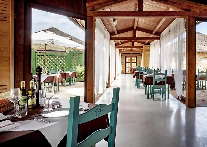 Apart Otel Isa - Village Surrounded By Greenery With Swimming Pool Just A Few Minutes From Alghero